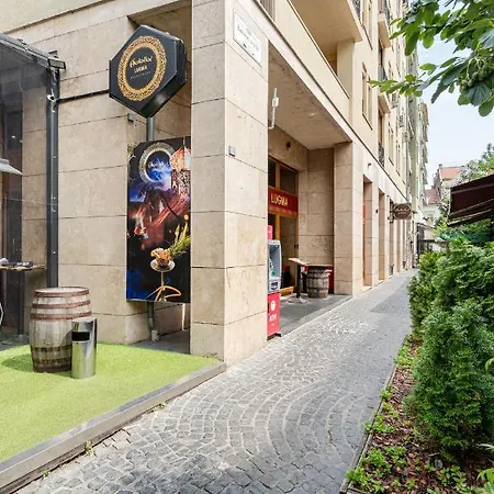 Appartamento Panoramic Penthouse With Rooftop Terrace & Parking For 2 Cars Budapest