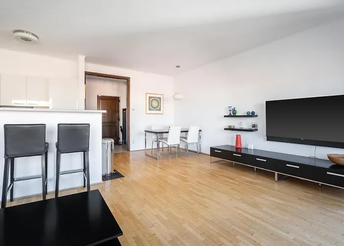 Panoramic Penthouse With Rooftop Terrace & Parking For 2 Cars